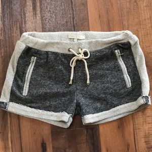Peace n’ love shorts